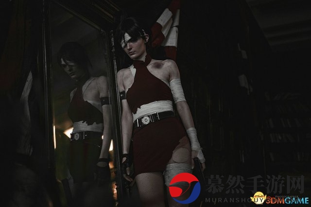 《生化危机》艾达王Cos美图 美女被僵尸摸腿揩油