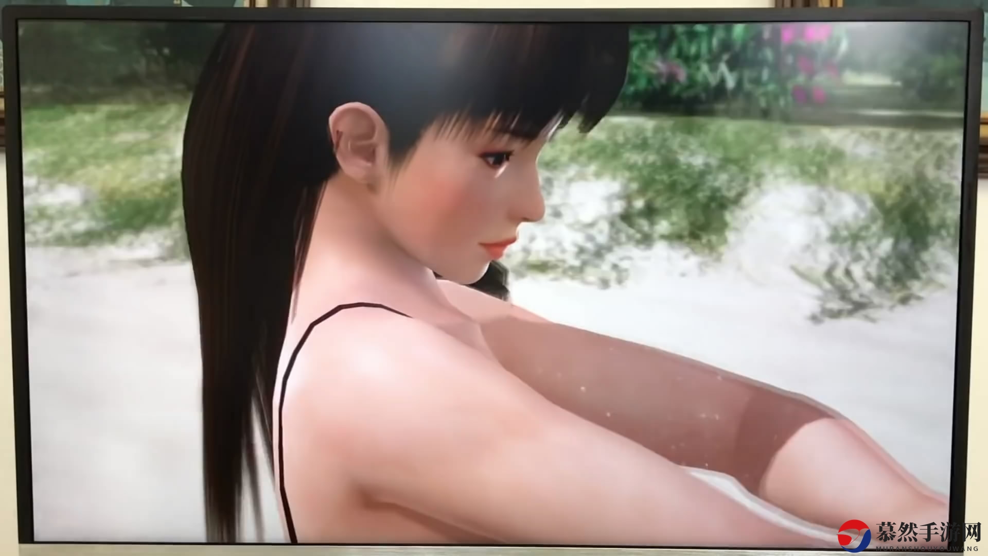 《死或生沙滩排球3：绯红》新预告 雷芳穿泳装冲凉