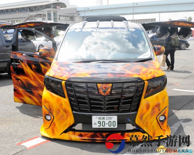 眼花缭乱 痛彻心脾！2018东京痛车大会精品直击