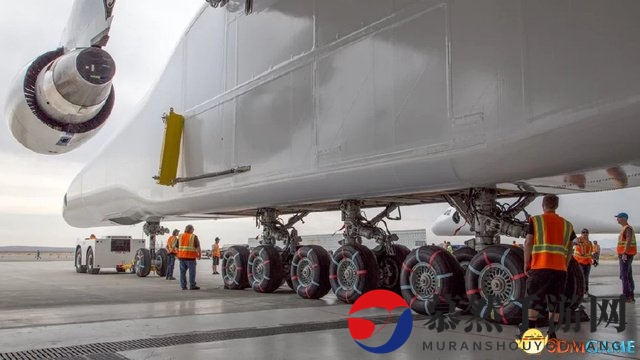 直接空中发射火箭！世界最大飞机美国加州正式出库