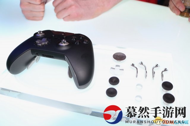 E3 2015：微软亮相精英手柄，跨平台支持PC与XB1